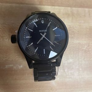Nixon watch